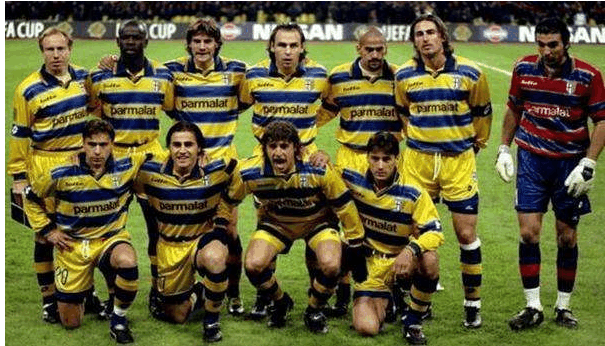 T1横扫G2取得EWC季军，奖金23万，但这一趟收获远超季军这些