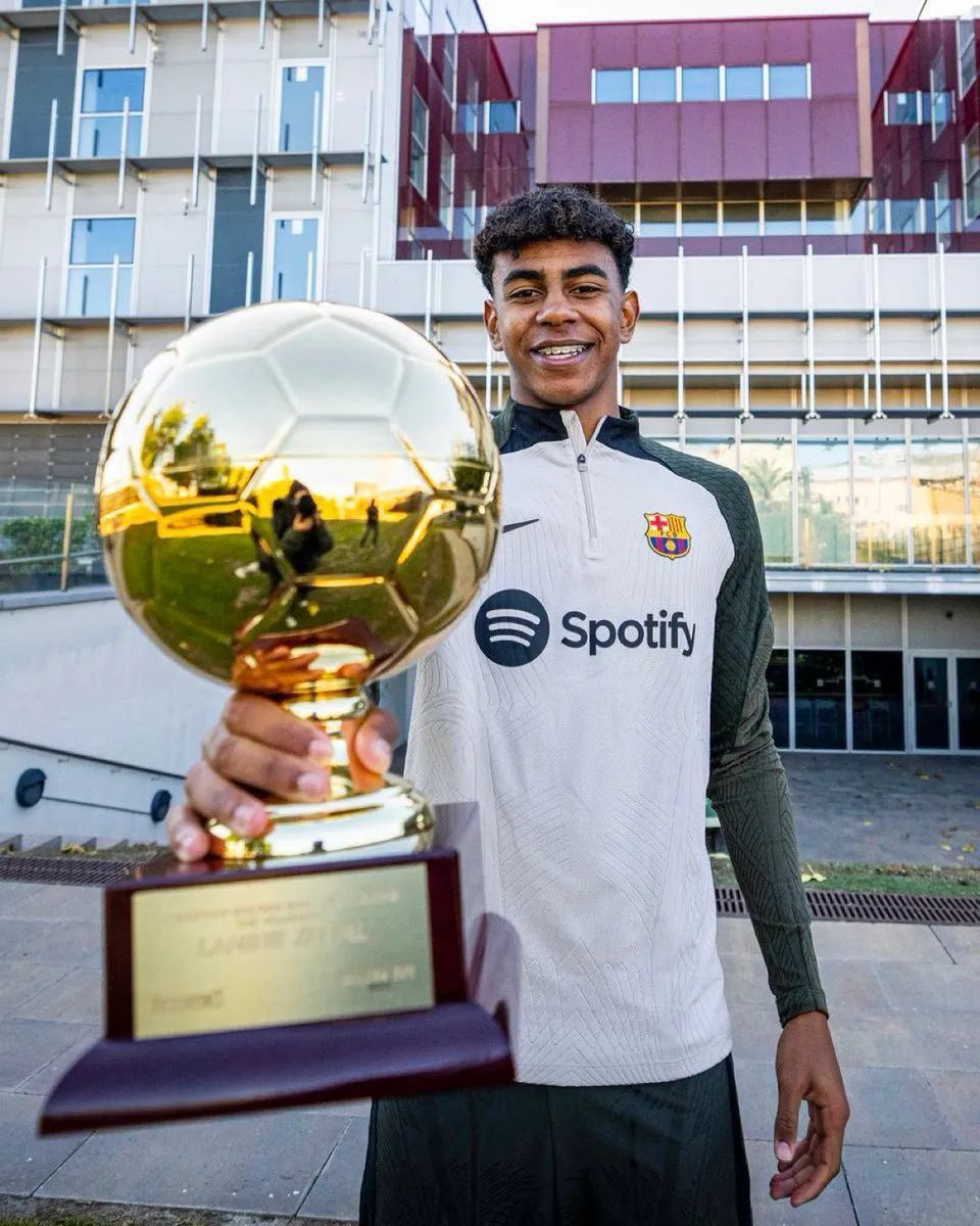 32岁威少和32岁保罗，全方位数据对比后，才发现他被高估了