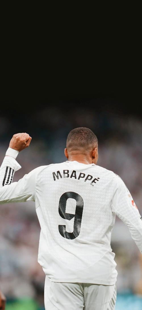 WCBA张子宇职业联赛首秀 山东女篮击败石家庄